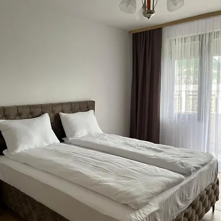 House فيلة